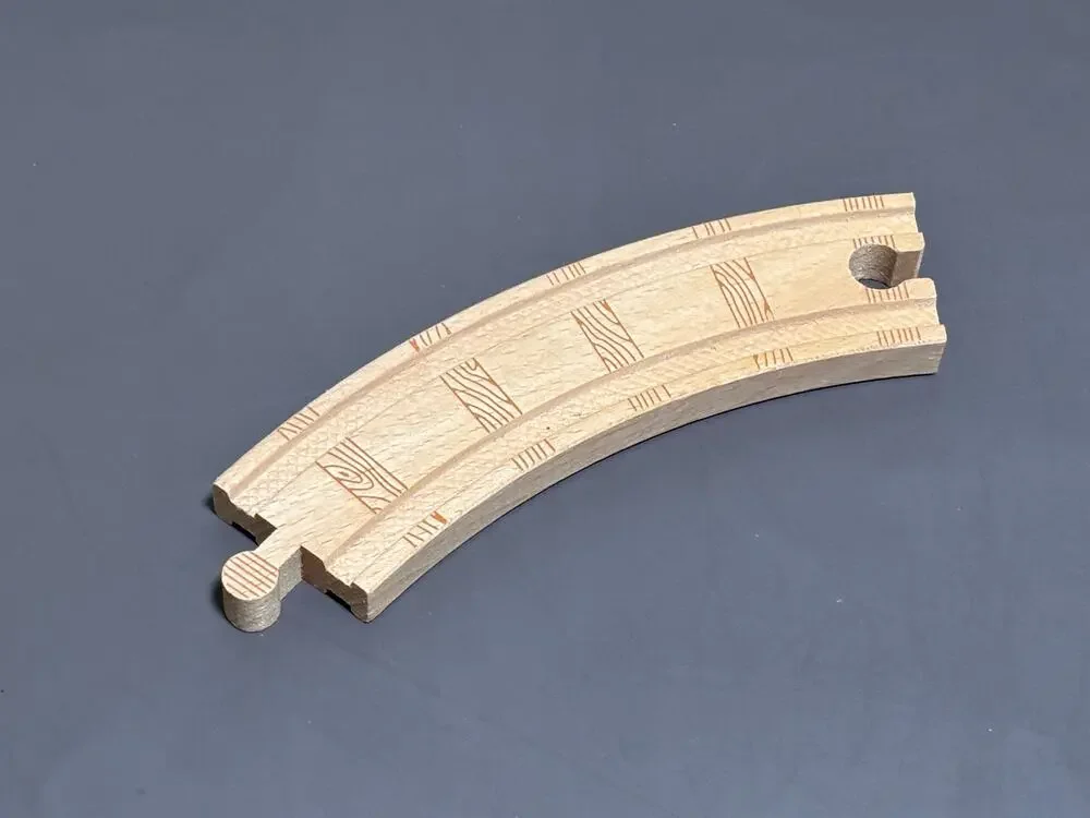 Thomas & Friends Curved Wooden Railway Track 7” Replacement Part / Piece